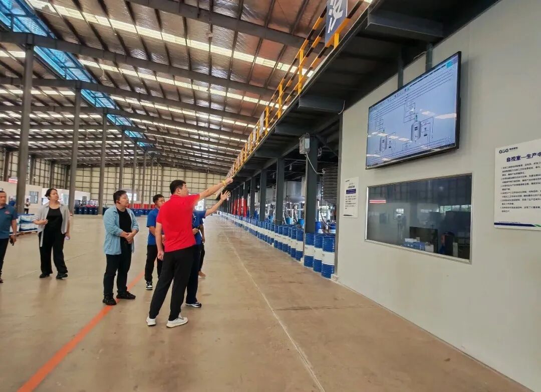 1e93a4d9-f7a1-4a26-9829-80b92c2eca8a